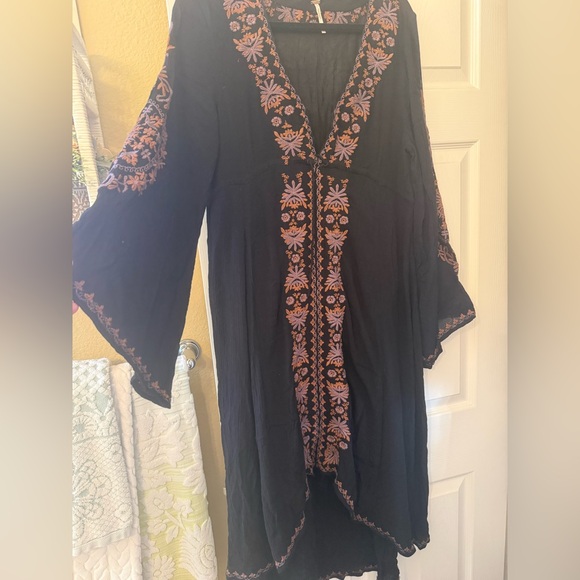 Free People Dresses & Skirts - Free People Black, Rust and Lavender Embroidered High Low Dress